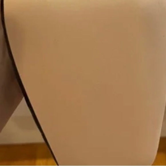 Elegant Black Croc-Embossed Women's Boots - Picture 3 of 4